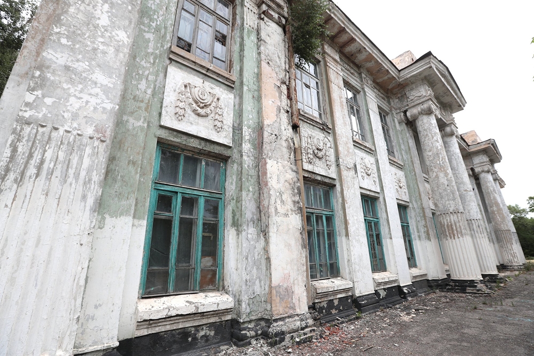 О судьбе парамоновского здания школы N30 в Шахтах говорили в областном межотраслевом штабе