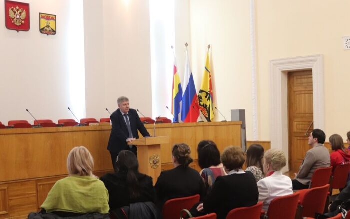 О том, как получить грант рассказали представителям шахтинских некоммерческих организаций