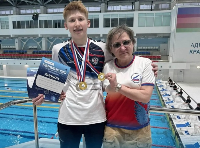 Россыпь наград привезли из Краснодара шахтинские пловцы